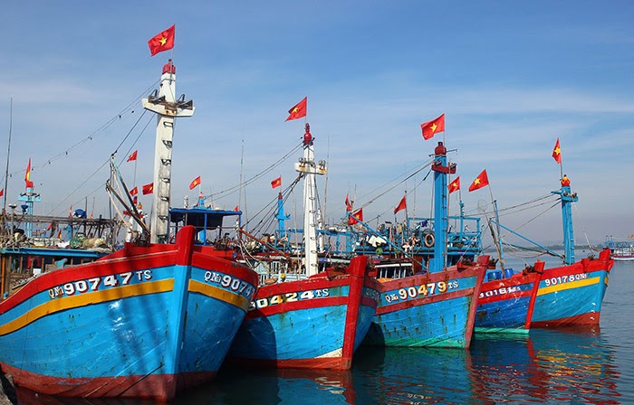 Điềm báo khi mơ về tàu thuyền là gì? Nên đánh con gì khi gặp giấc mơ này?