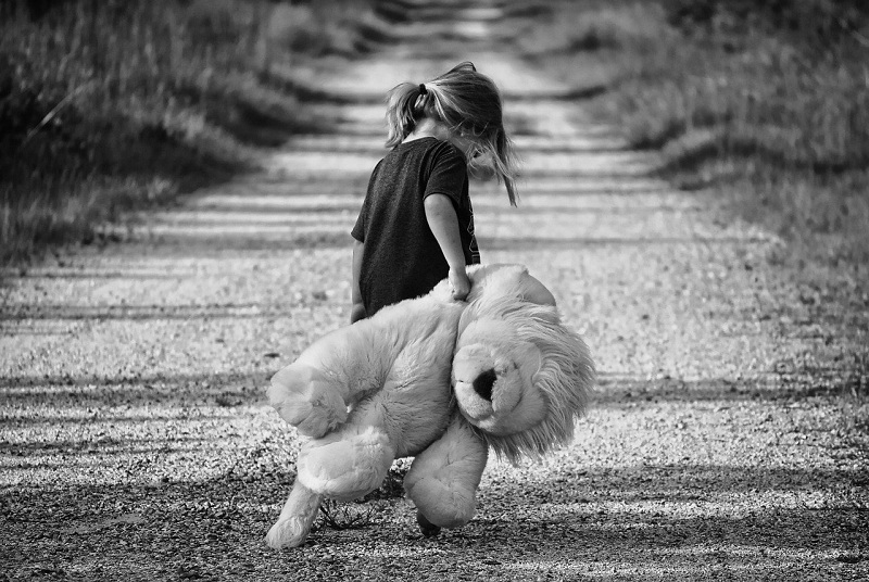 Mơ Thấy Bị Bỏ Rơi Là Điềm Tốt Hay Điềm Xấu? Đánh Số Gì Khi Mơ Thấy Bị Bỏ Rơi?