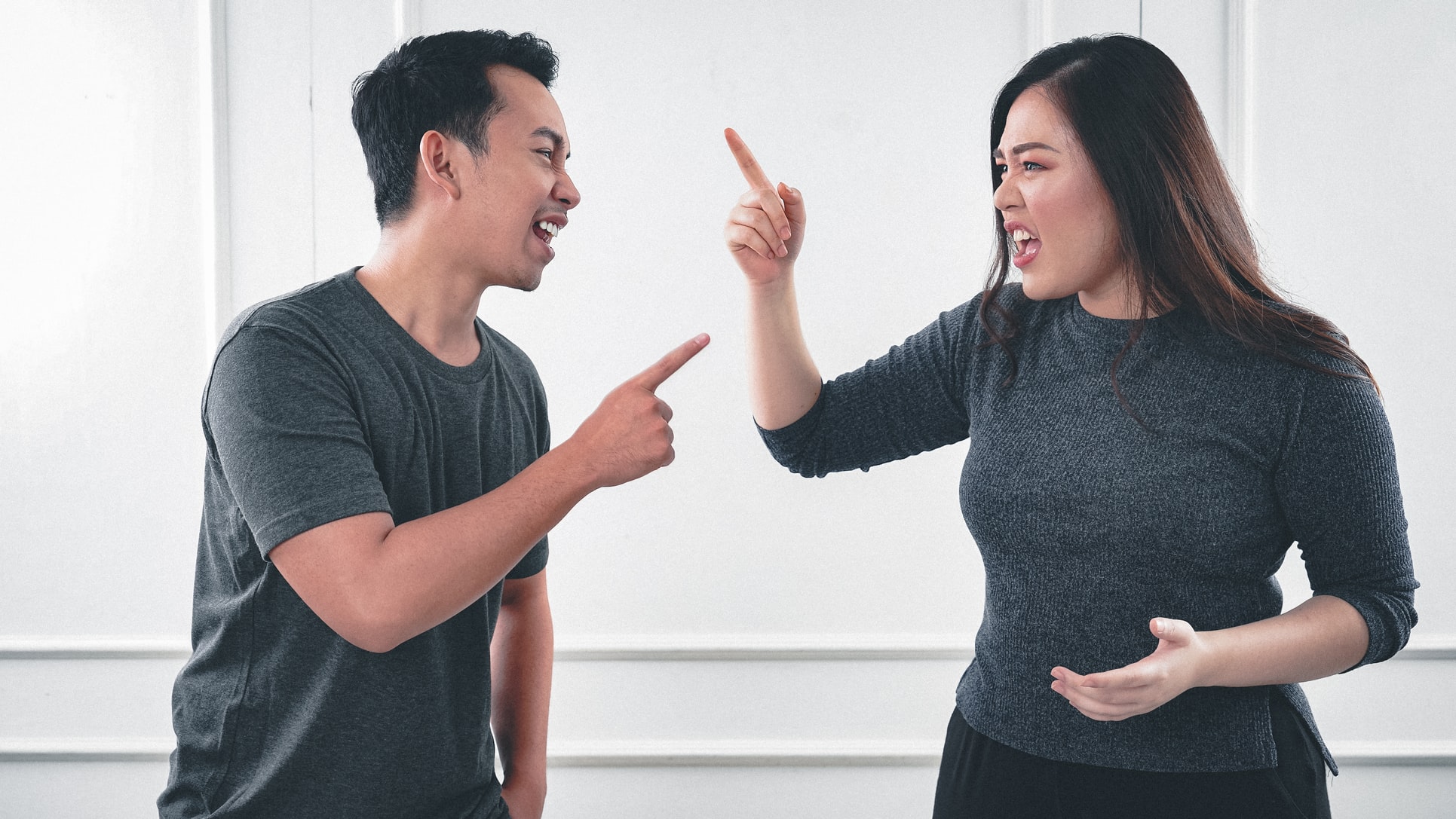 Mơ Thấy Chửi Chồng Là Điềm Tốt Hay Điềm Xấu? Đánh Số Gì Khi Mơ Thấy Chửi Chồng?